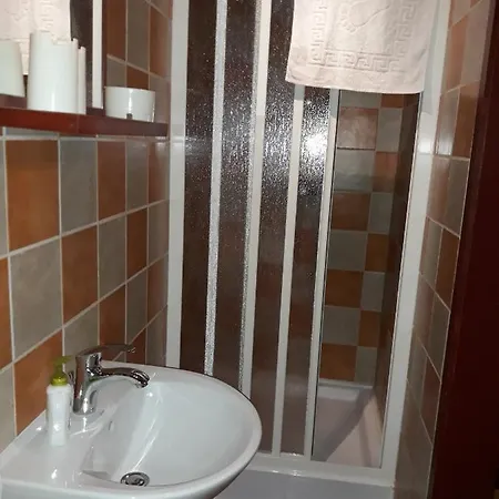 Pensjonat Decsi Vendeghaz Ostrzyhom