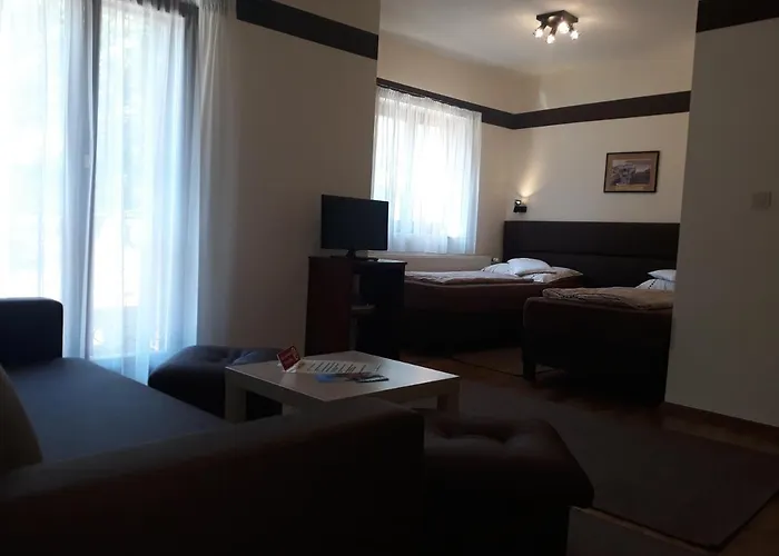 Pensiune Decsi Vendeghaz Strigoniu